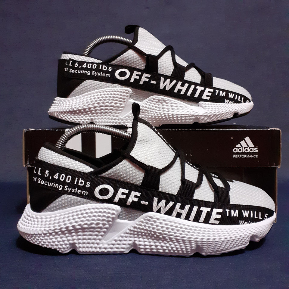 Tênis Off White Pro
