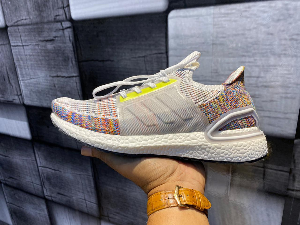 Tênis Ultraboost 20